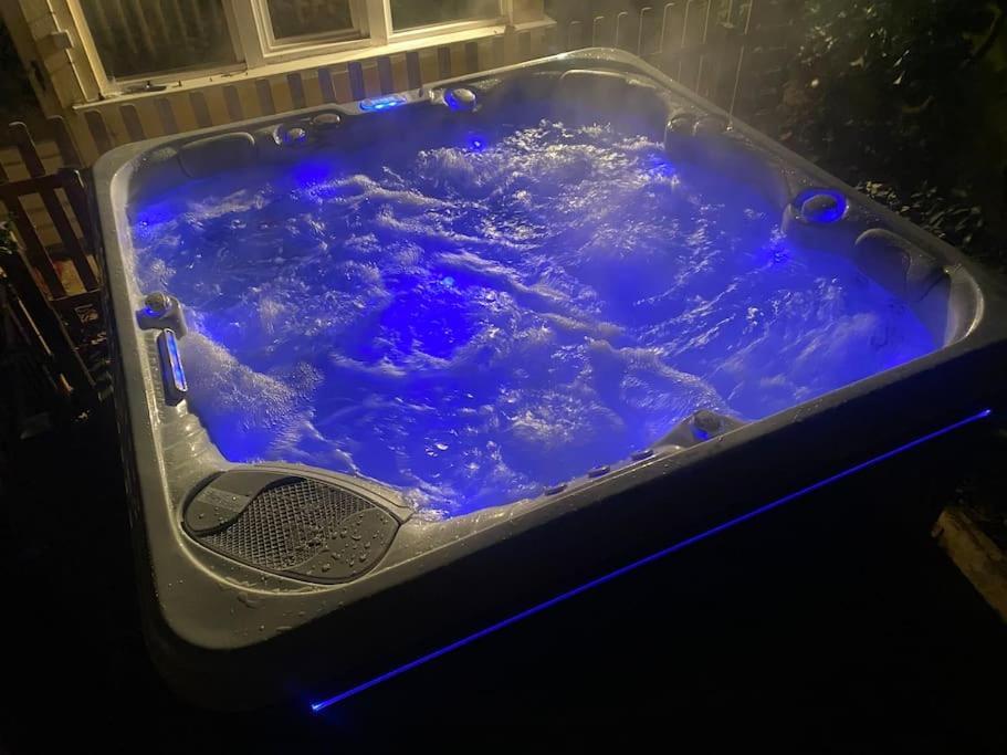 Maison Avec Jardin Et Jacuzzi Proche Polytechnique Palaiseau Exterior foto